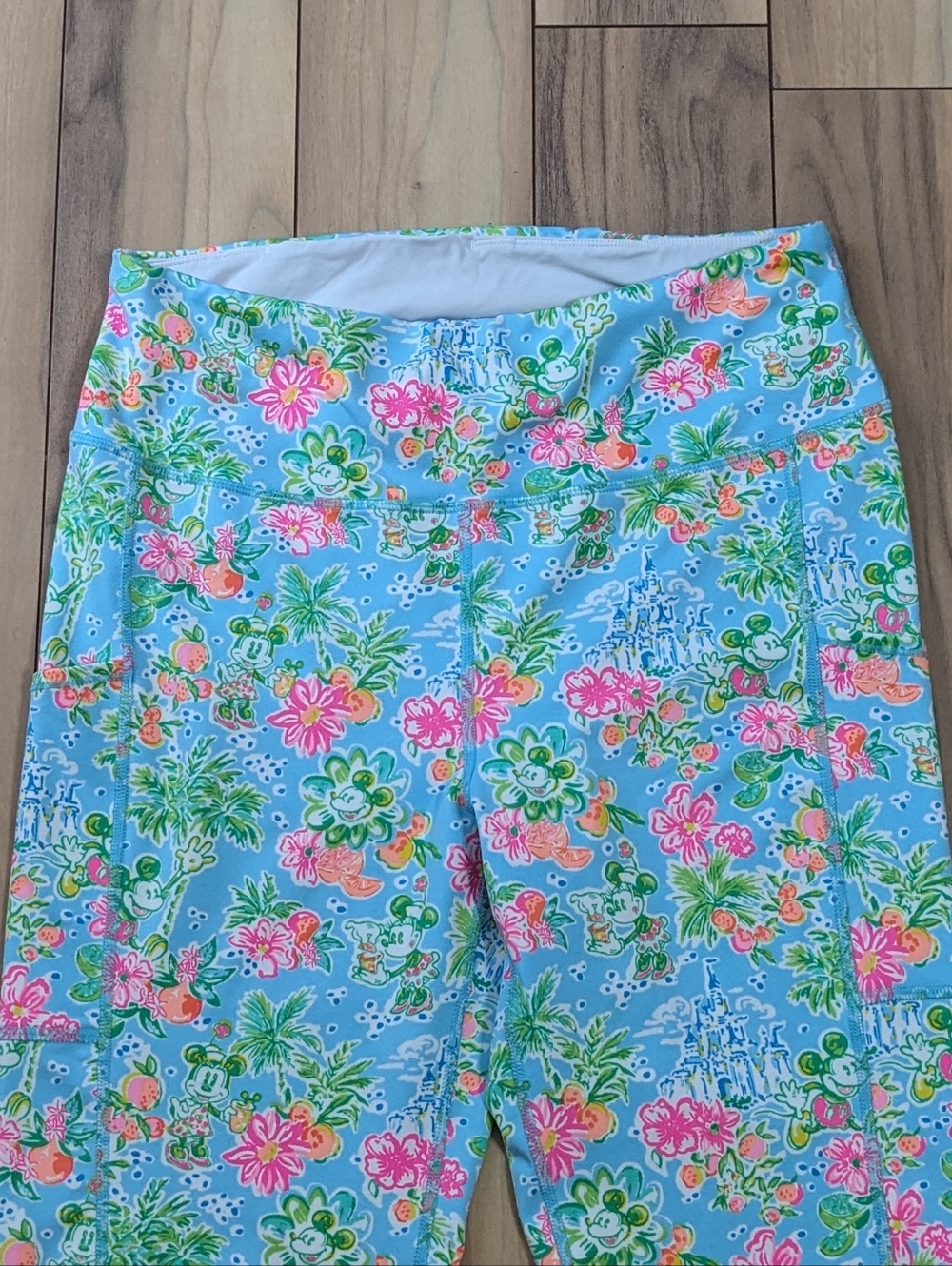 GUC! Lilly Pulitzer X Disney Weekender High Rise Legging Blue Ibiza Size L - Picture 2 of 16